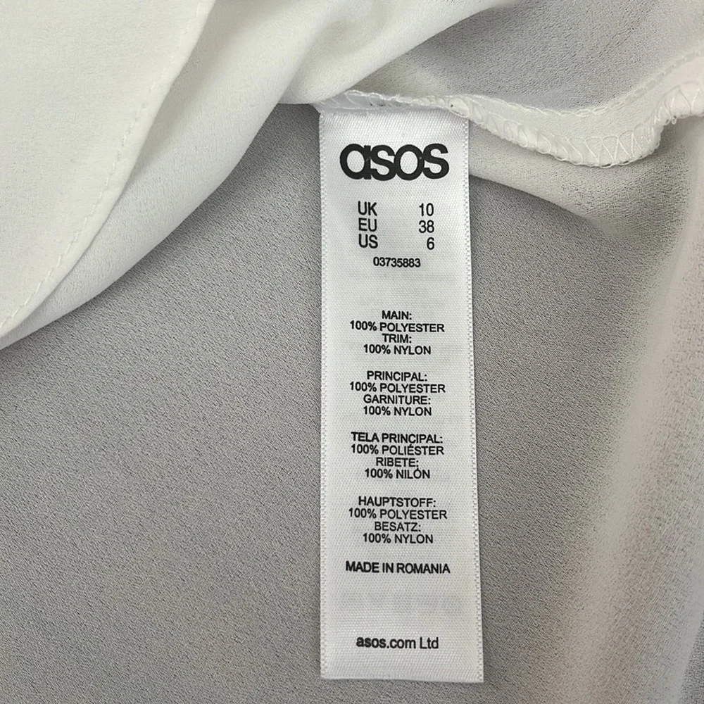 ASOS V Front And V Back Tank
With Mesh Insert Size 6 - Picture 10 of 13
